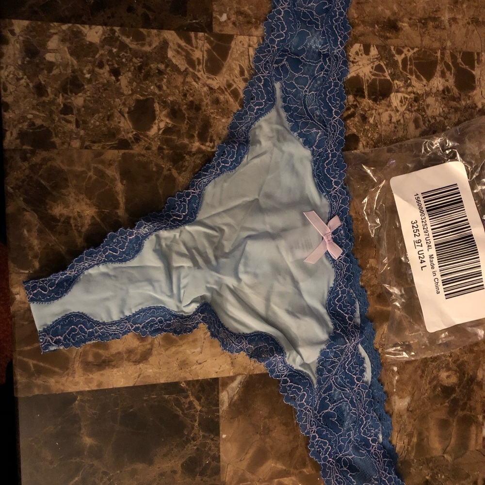 Brand new VS dream angels thong